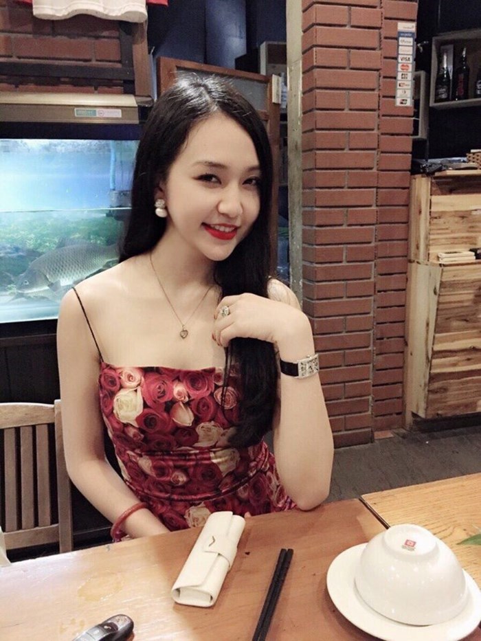 Ít ai ngờ, bà xã Tuấn Hưng có loạt đồng hồ tiền tỷ đắt đỏ cỡ này